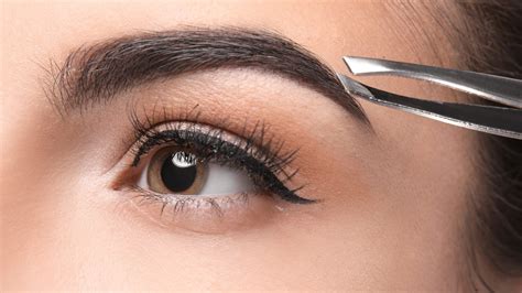 HOW TO DO AN EYEBROW DESIGN 2021 